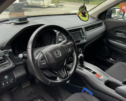 Серый Хонда ХРВ, объемом двигателя 1.8 л и пробегом 190 тыс. км за 15500 $, фото 6 на Automoto.ua