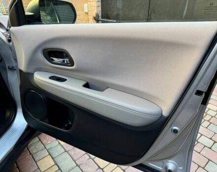 Серый Хонда ХРВ, объемом двигателя 1.8 л и пробегом 99 тыс. км за 13900 $, фото 7 на Automoto.ua