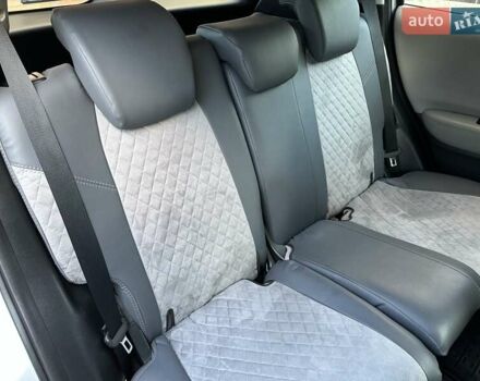 Сірий Хонда ХРВ, об'ємом двигуна 1.8 л та пробігом 135 тис. км за 12200 $, фото 37 на Automoto.ua