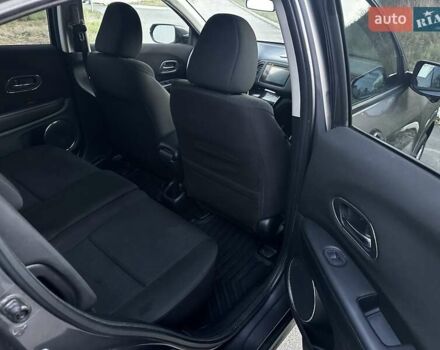 Серый Хонда ХРВ, объемом двигателя 1.8 л и пробегом 135 тыс. км за 14700 $, фото 28 на Automoto.ua