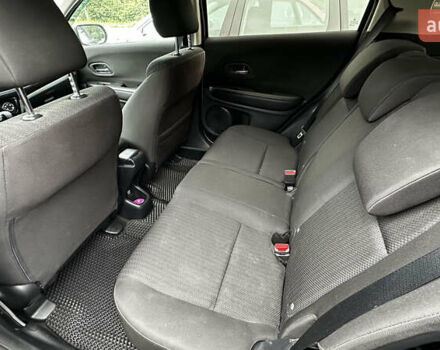 Серый Хонда ХРВ, объемом двигателя 1.8 л и пробегом 190 тыс. км за 15500 $, фото 9 на Automoto.ua