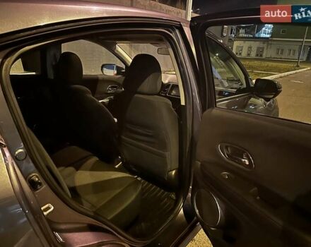 Серый Хонда ХРВ, объемом двигателя 1.8 л и пробегом 135 тыс. км за 14700 $, фото 4 на Automoto.ua