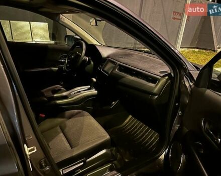 Серый Хонда ХРВ, объемом двигателя 1.8 л и пробегом 135 тыс. км за 14700 $, фото 3 на Automoto.ua