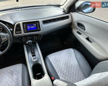 Сірий Хонда ХРВ, об'ємом двигуна 1.8 л та пробігом 135 тис. км за 12200 $, фото 18 на Automoto.ua