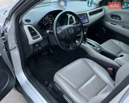 Серый Хонда ХРВ, объемом двигателя 1.8 л и пробегом 117 тыс. км за 14500 $, фото 8 на Automoto.ua