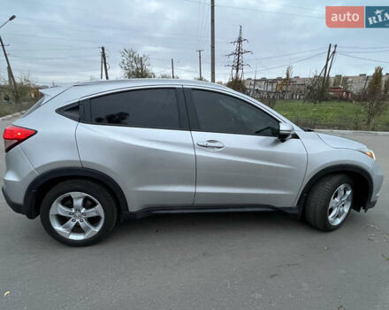 Серый Хонда ХРВ, объемом двигателя 1.8 л и пробегом 117 тыс. км за 14500 $, фото 5 на Automoto.ua