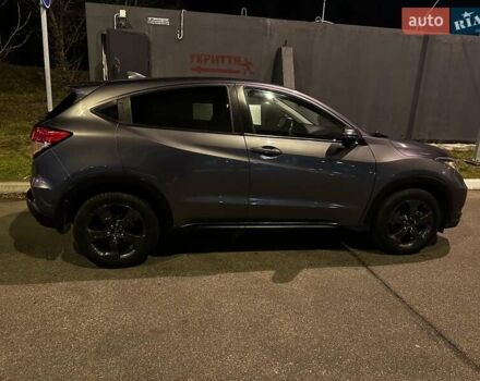 Серый Хонда ХРВ, объемом двигателя 1.8 л и пробегом 135 тыс. км за 14700 $, фото 9 на Automoto.ua