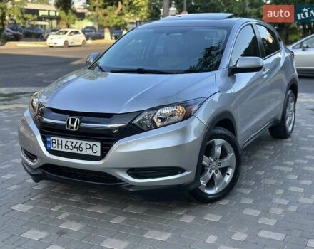 Серый Хонда ХРВ, объемом двигателя 1.8 л и пробегом 135 тыс. км за 13500 $, фото 2 на Automoto.ua