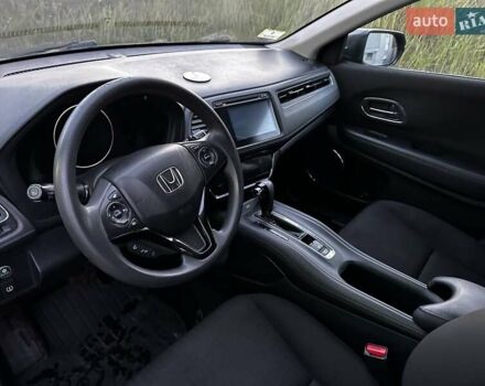 Серый Хонда ХРВ, объемом двигателя 1.8 л и пробегом 135 тыс. км за 14700 $, фото 21 на Automoto.ua