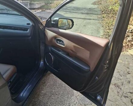 Серый Хонда ХРВ, объемом двигателя 1.8 л и пробегом 236 тыс. км за 15500 $, фото 7 на Automoto.ua