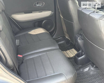 Серый Хонда ХРВ, объемом двигателя 1.8 л и пробегом 75 тыс. км за 16700 $, фото 9 на Automoto.ua