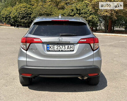 Серый Хонда ХРВ, объемом двигателя 1.8 л и пробегом 75 тыс. км за 16700 $, фото 5 на Automoto.ua