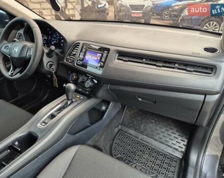 Сірий Хонда ХРВ, об'ємом двигуна 1.8 л та пробігом 151 тис. км за 16300 $, фото 19 на Automoto.ua
