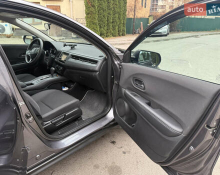 Сірий Хонда ХРВ, об'ємом двигуна 1.8 л та пробігом 48 тис. км за 18000 $, фото 9 на Automoto.ua