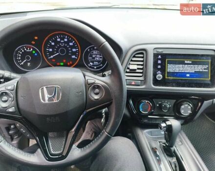 Серый Хонда ХРВ, объемом двигателя 1.8 л и пробегом 43 тыс. км за 19500 $, фото 1 на Automoto.ua