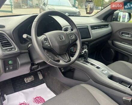 Сірий Хонда ХРВ, об'ємом двигуна 1.8 л та пробігом 85 тис. км за 16800 $, фото 10 на Automoto.ua