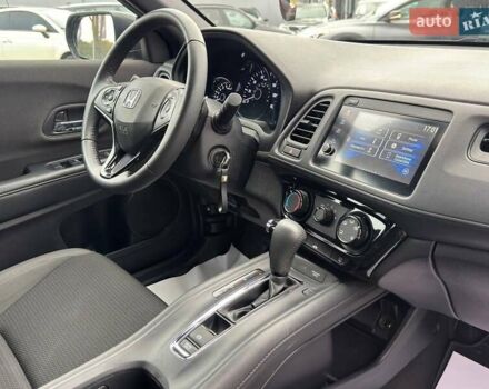 Сірий Хонда ХРВ, об'ємом двигуна 1.8 л та пробігом 85 тис. км за 16800 $, фото 16 на Automoto.ua