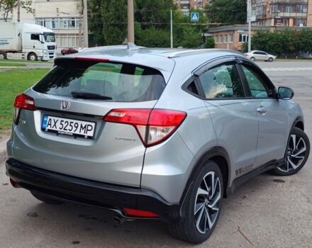 Сірий Хонда ХРВ, об'ємом двигуна 1.8 л та пробігом 40 тис. км за 17900 $, фото 3 на Automoto.ua