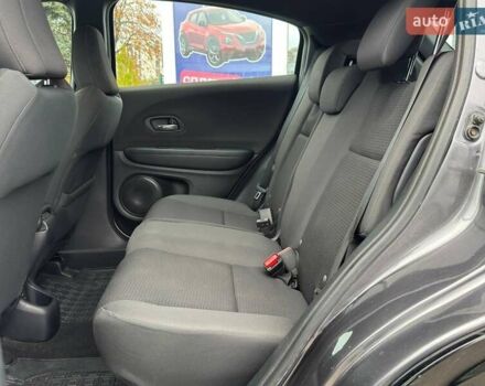 Сірий Хонда ХРВ, об'ємом двигуна 1.8 л та пробігом 85 тис. км за 16800 $, фото 13 на Automoto.ua