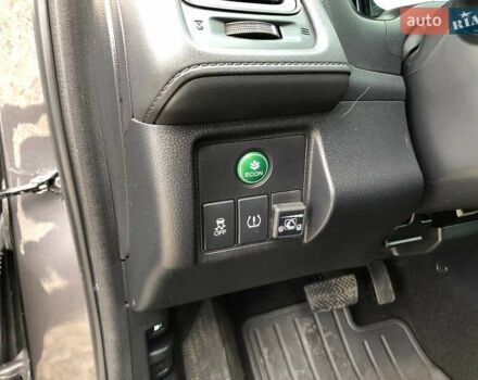 Серый Хонда ХРВ, объемом двигателя 1.8 л и пробегом 132 тыс. км за 16999 $, фото 15 на Automoto.ua