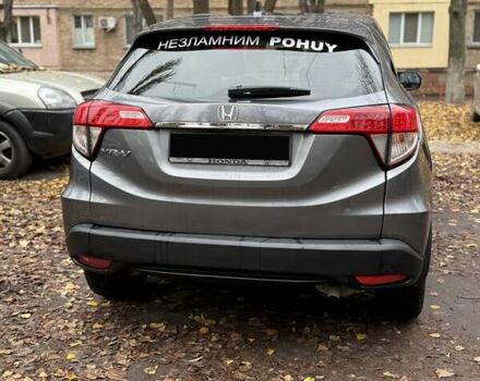 Серый Хонда ХРВ, объемом двигателя 1.8 л и пробегом 104 тыс. км за 19000 $, фото 6 на Automoto.ua