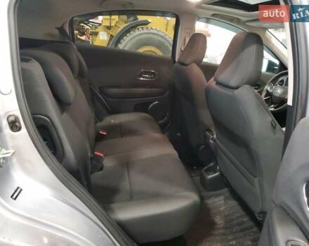 Серый Хонда ХРВ, объемом двигателя 1.8 л и пробегом 86 тыс. км за 3000 $, фото 10 на Automoto.ua