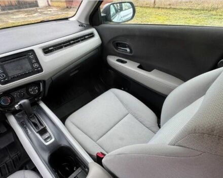 Сірий Хонда ХРВ, об'ємом двигуна 1.8 л та пробігом 91 тис. км за 12300 $, фото 9 на Automoto.ua