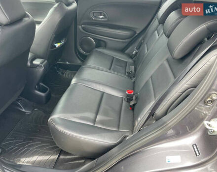 Сірий Хонда ХРВ, об'ємом двигуна 1.8 л та пробігом 96 тис. км за 18200 $, фото 12 на Automoto.ua