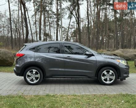 Серый Хонда ХРВ, объемом двигателя 1.8 л и пробегом 98 тыс. км за 15700 $, фото 8 на Automoto.ua