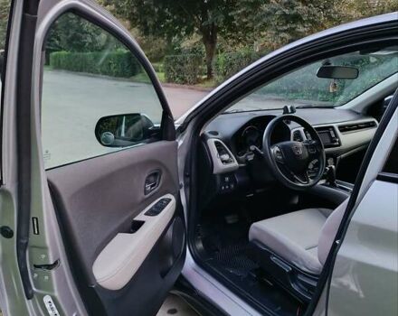 Серый Хонда ХРВ, объемом двигателя 1.8 л и пробегом 53 тыс. км за 16500 $, фото 7 на Automoto.ua