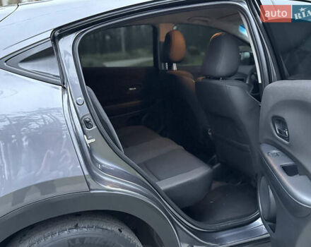 Серый Хонда ХРВ, объемом двигателя 1.8 л и пробегом 98 тыс. км за 15700 $, фото 17 на Automoto.ua