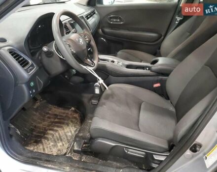 Серый Хонда ХРВ, объемом двигателя 1.8 л и пробегом 86 тыс. км за 3000 $, фото 6 на Automoto.ua