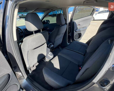 Серый Хонда ХРВ, объемом двигателя 1.8 л и пробегом 92 тыс. км за 15000 $, фото 4 на Automoto.ua