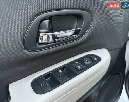 Серый Хонда ХРВ, объемом двигателя 1.8 л и пробегом 38 тыс. км за 19300 $, фото 18 на Automoto.ua