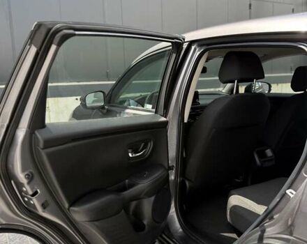 Серый Хонда ХРВ, объемом двигателя 2 л и пробегом 43 тыс. км за 21000 $, фото 31 на Automoto.ua