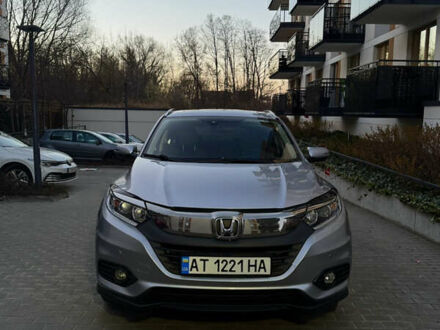 Хонда ХРВ 2019 у Івано-Франківську на Automoto.ua Сірий Хонда ХРВ, об'ємом двигуна 1.8 л та пробігом 73 тис. км за 17900 $, фото 1 на Automoto.ua