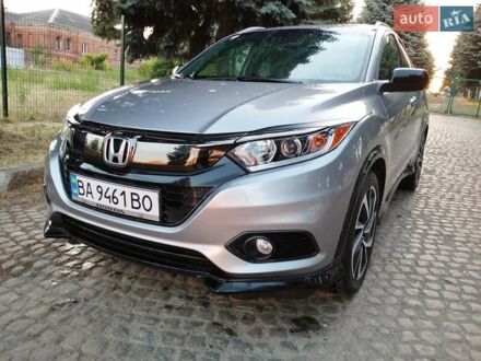 Хонда ХРВ 2019 у Кропивницькому (Кіровограді) на Automoto.ua Сірий Хонда ХРВ, об'ємом двигуна 1.8 л та пробігом 30 тис. км за 17500 $, фото 1 на Automoto.ua