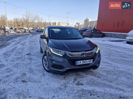 Хонда ХРВ 2019 у Києві на Automoto.ua Сірий Хонда ХРВ, об'ємом двигуна 1.8 л та пробігом 113 тис. км за 14000 $, фото 1 на Automoto.ua