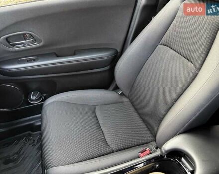 Синий Хонда ХРВ, объемом двигателя 1.5 л и пробегом 163 тыс. км за 16490 $, фото 21 на Automoto.ua