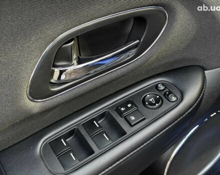 Синий Хонда ХРВ, объемом двигателя 1.5 л и пробегом 163 тыс. км за 16490 $, фото 22 на Automoto.ua