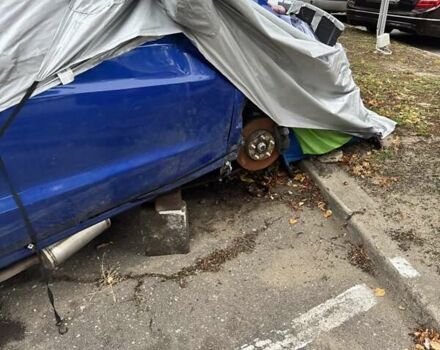 Синій Хонда ХРВ, об'ємом двигуна 1.5 л та пробігом 100 тис. км за 118 $, фото 2 на Automoto.ua