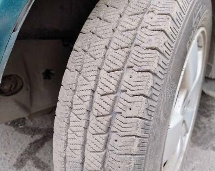 Зеленый Хонда ХРВ, объемом двигателя 1.6 л и пробегом 260 тыс. км за 3400 $, фото 4 на Automoto.ua