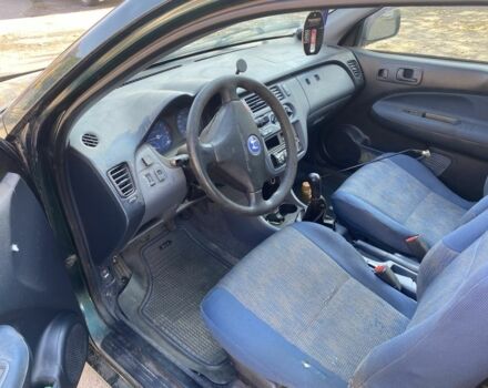 Зеленый Хонда ХРВ, объемом двигателя 1.6 л и пробегом 370 тыс. км за 3500 $, фото 5 на Automoto.ua