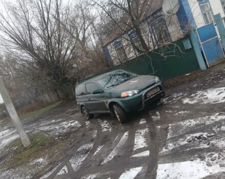 Зеленый Хонда ХРВ, объемом двигателя 0 л и пробегом 400 тыс. км за 2838 $, фото 1 на Automoto.ua