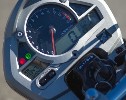 Хонда Hornet 600, об'ємом двигуна 0.6 л та пробігом 0 тис. км за 4600 $, фото 2 на Automoto.ua