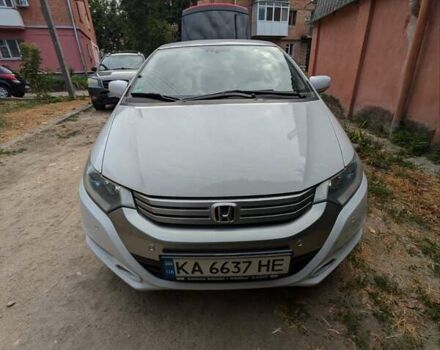 Белый Хонда Инсайт, объемом двигателя 1.3 л и пробегом 151 тыс. км за 8400 $, фото 2 на Automoto.ua