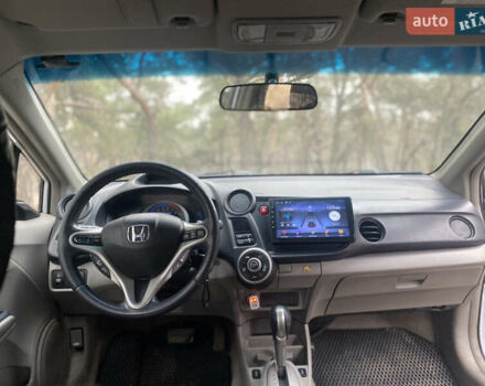 Білий Хонда Інсайт, об'ємом двигуна 1.34 л та пробігом 233 тис. км за 9600 $, фото 5 на Automoto.ua