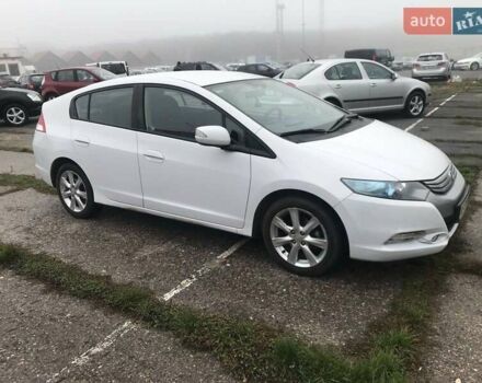 Белый Хонда Инсайт, объемом двигателя 1.34 л и пробегом 220 тыс. км за 10500 $, фото 2 на Automoto.ua