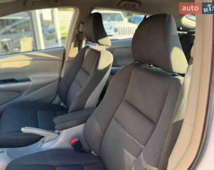 Білий Хонда Інсайт, об'ємом двигуна 1.3 л та пробігом 136 тис. км за 8000 $, фото 35 на Automoto.ua