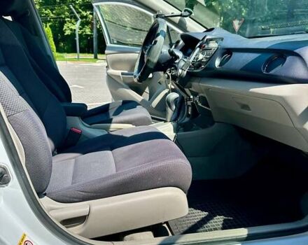 Білий Хонда Інсайт, об'ємом двигуна 1.34 л та пробігом 270 тис. км за 6300 $, фото 14 на Automoto.ua